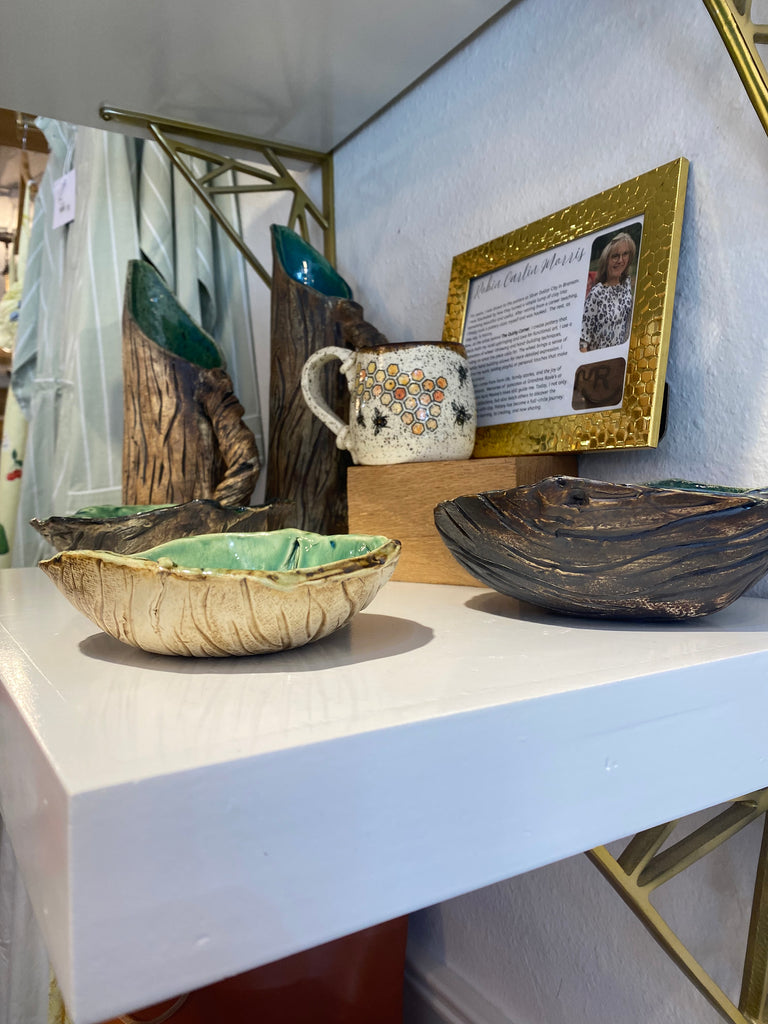 Quirky Corner Pottery by Robin