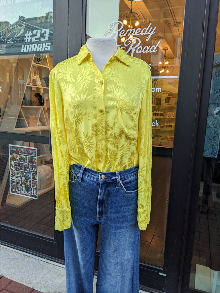 Evelyn Vacation Button-Up