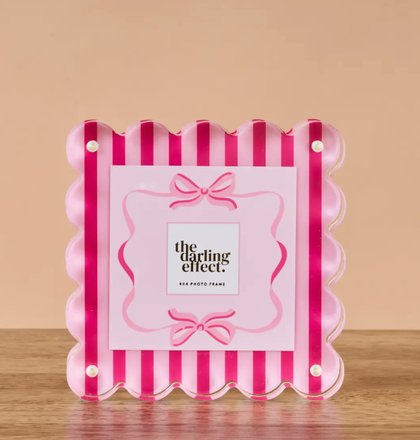 Scalloped Acrylic Frame