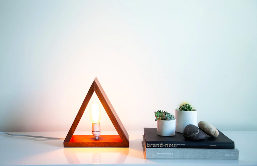 Rose & Fitzgerald Mugavu Triangle Lamp