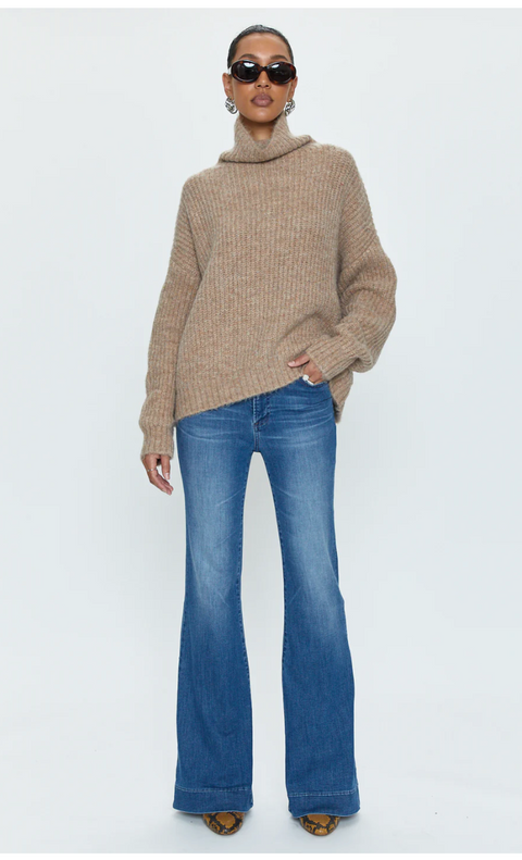 Kinsley Mid Rise Ultra Flare
